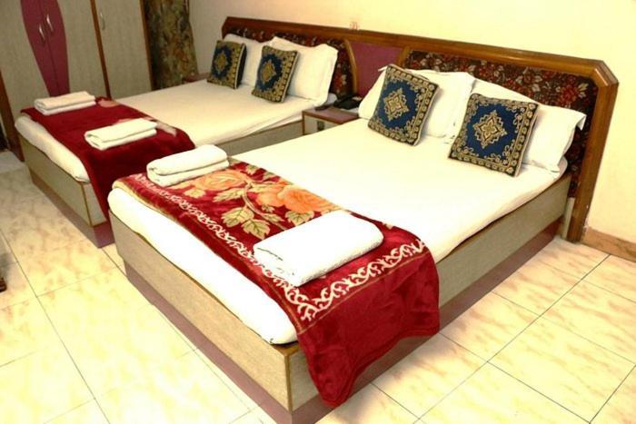 Hotel Maharaja Continental - New Delhi Bagian luar foto