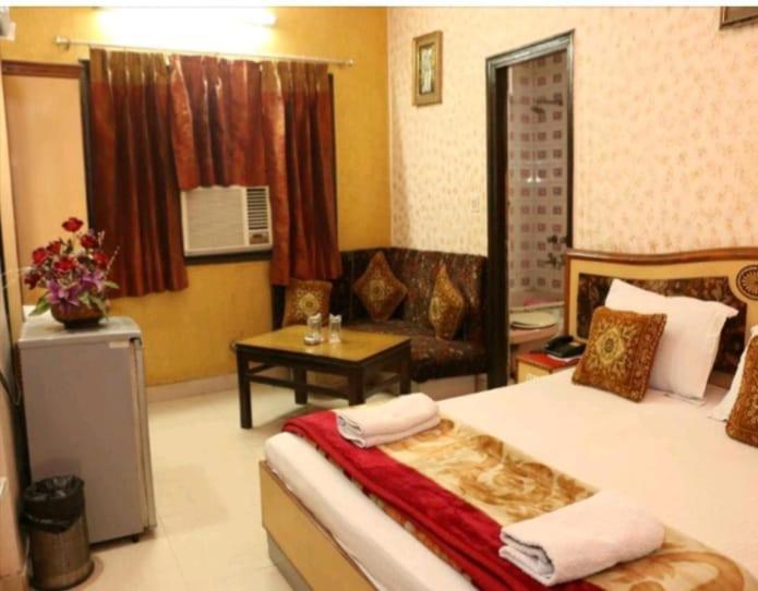 Hotel Maharaja Continental - New Delhi Bagian luar foto